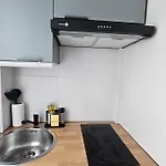 Cozy Little Parisian Nest, Perfect For 2 People *